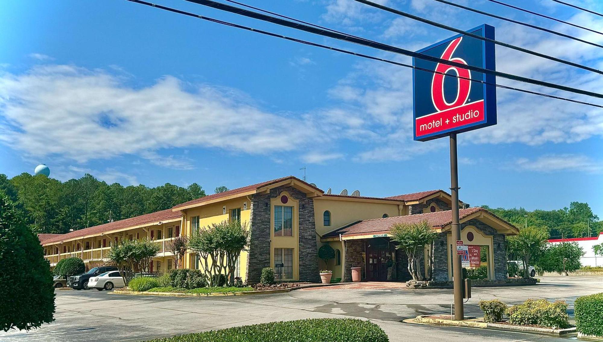 Motel 6 Huntsville Al University Dr. Exterior photo